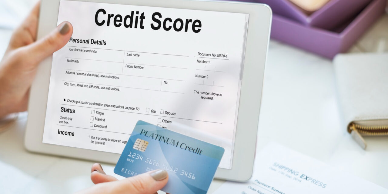 Credit Score: How It Works, What It Costs, and What to Check