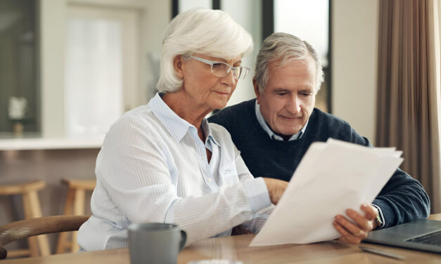 Personal Retirement Savings in the U.S.: The Complete Guide to Accounts, Costs, Growth, and What It Will Actually Buy You Later