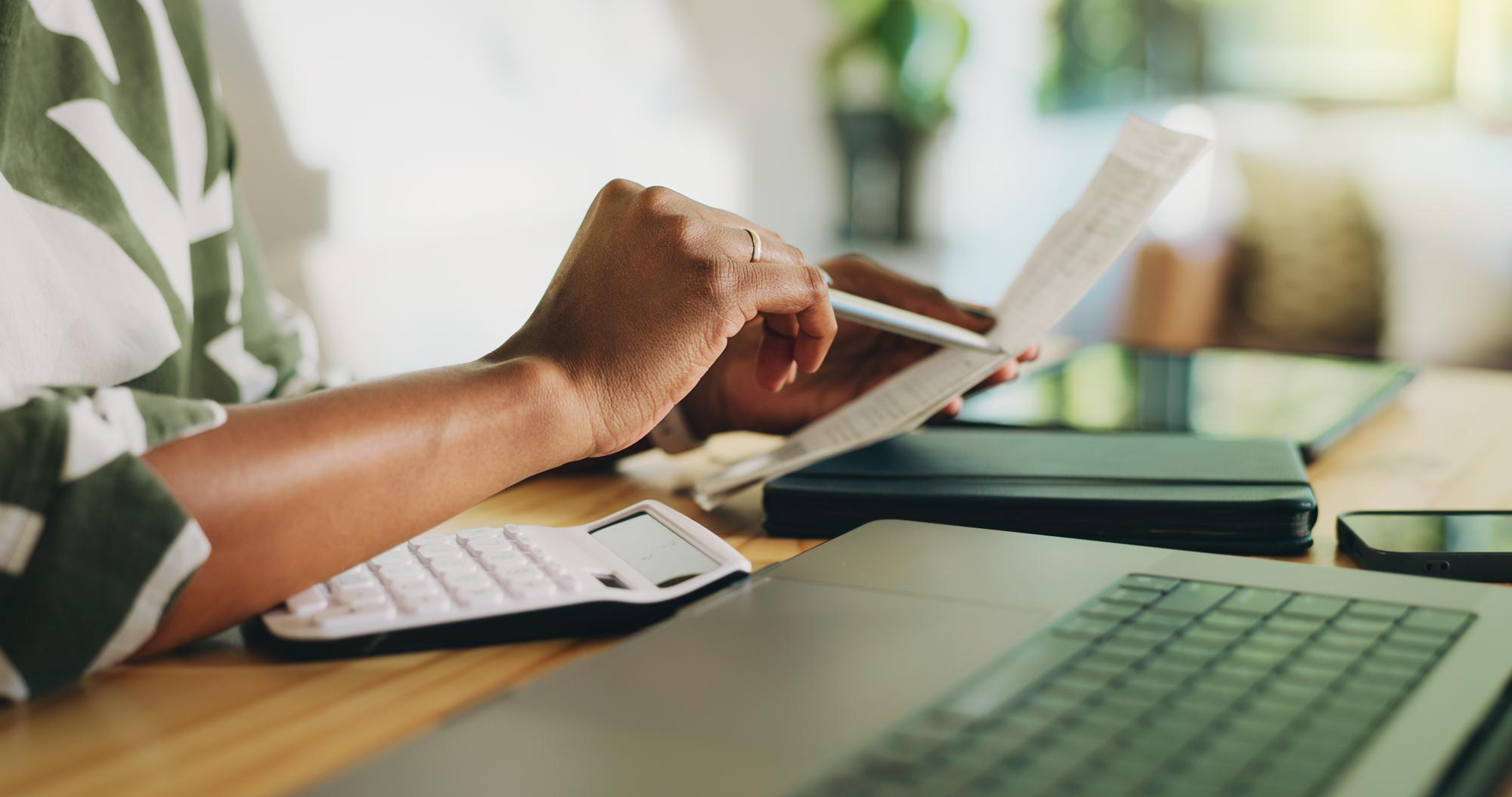 Checking Account: How It Works, What It Costs, and What to Check