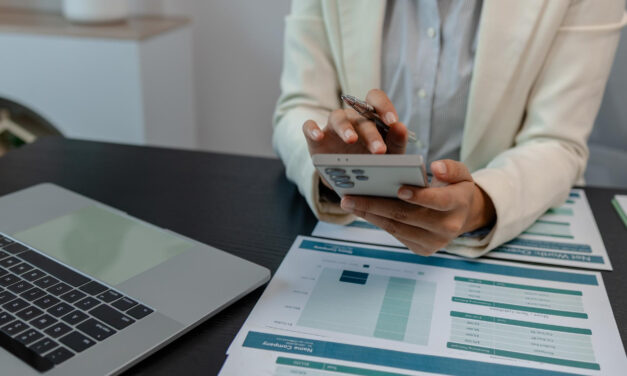 Bank Account Fees: How It Works, What It Costs, and What to Check